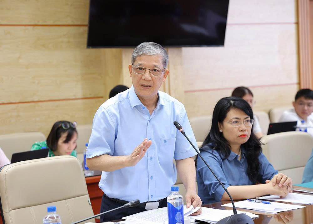 Xây dựng Nghị định mới về khám chữa bệnh phải tháo gỡ vướng mắc, không phát sinh thêm thủ tục- Ảnh 8. Xây dựng Nghị định mới về khám chữa bệnh phải tháo gỡ vướng mắc, không phát sinh thêm thủ tục- Ảnh 8.