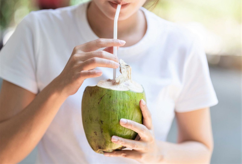 3 thời điểm uống nước dừa tốt nhất cho sức khỏe- Ảnh 3.