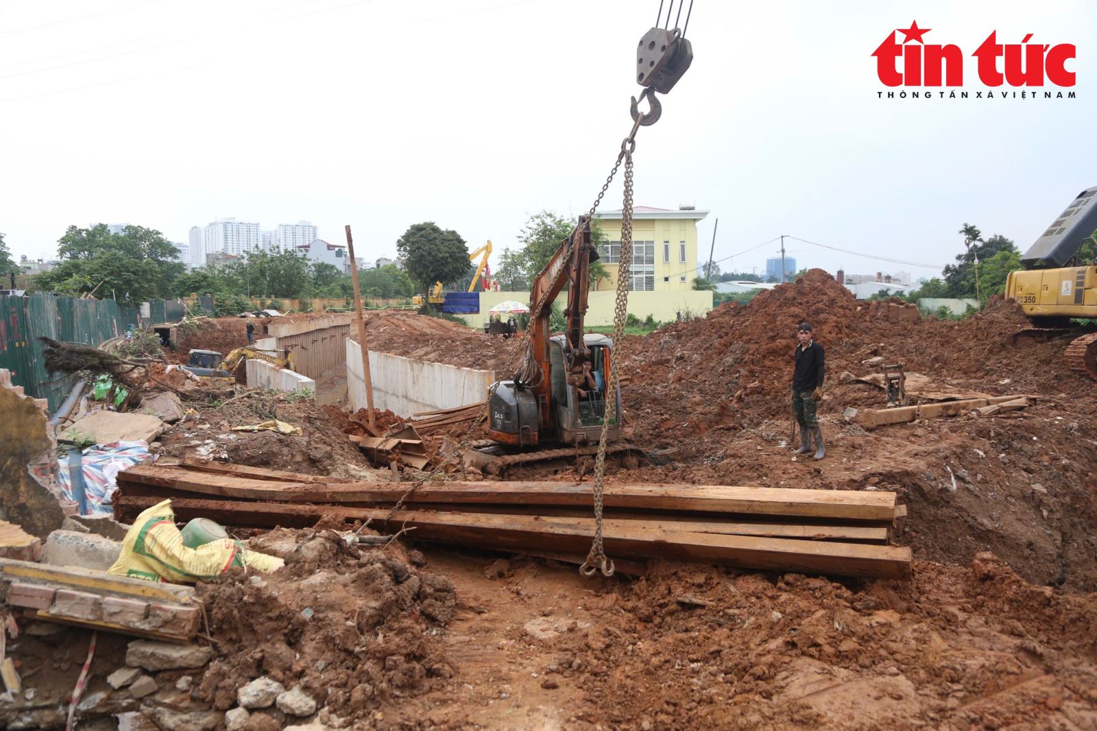 Cận cảnh kênh dẫn nước 7,7 km từ sông Hồng ‘hồi sinh’ sông Tô Lịch- Ảnh 9.