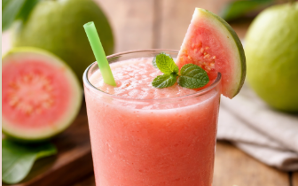 Điều gì xảy ra khi người cao tuổi duy trì thói quen ăn cam?- Ảnh 2. 4 loại đồ uống giàu vitamin C hơn nước cam tốt cho tạo collagen và miễn dịch