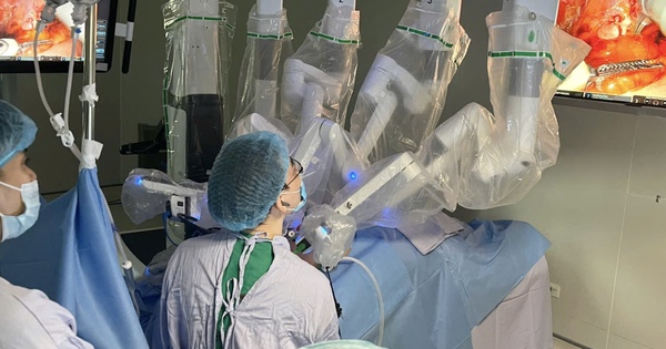 Nam bệnh nhân phát hiện ung thư tuyến tiền liệt từ triệu chứng tiểu khó, tiểu buốt