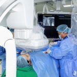 Căn bệnh rối loạn nhịp tim khiến lồng ngực cô gái ‘rung lên dữ dội’