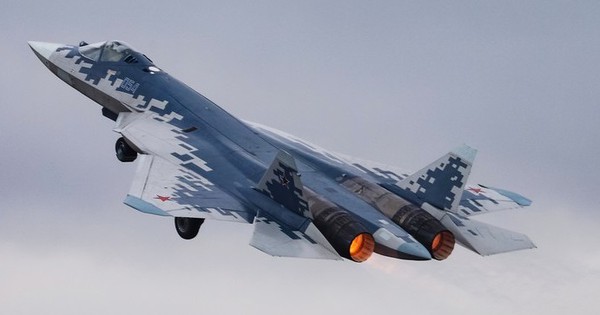 Nga ra mắt tiêm kích Su-57 hai chỗ ngồi để ‘chiều’ đối tác đặc biệt