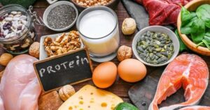 Tại sao protein quan trọng với người cao tuổi?