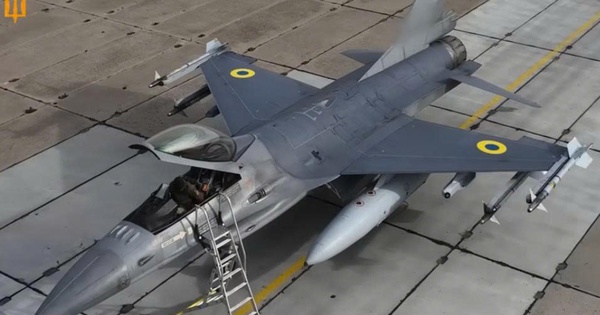 Phi công Ukraine ‘tái lập trình’ tư duy để chinh phục F-16 phương Tây
