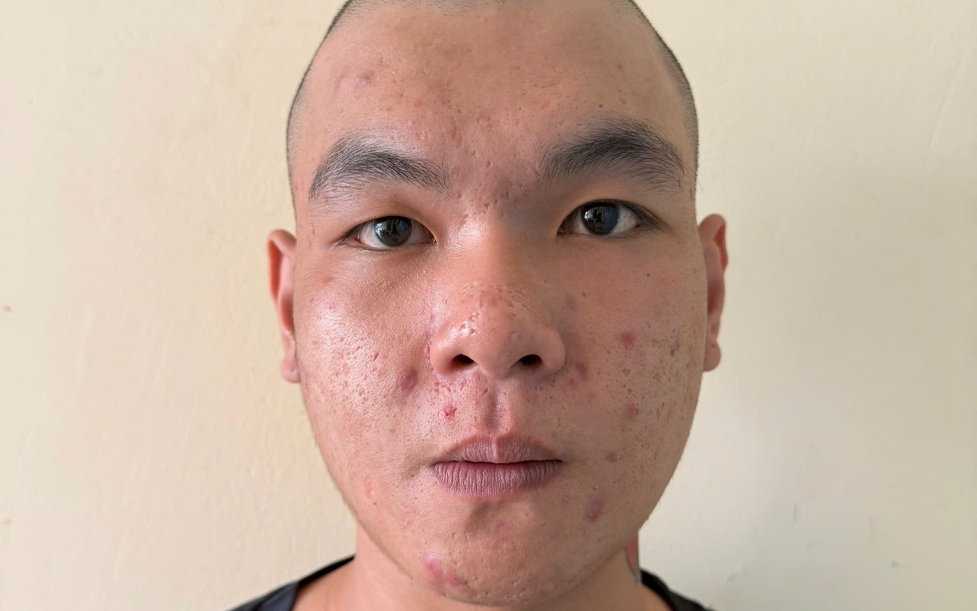 Bắt đối tượng tàng trữ súng lộ ra việc mượn xe ô tô mang đi cầm cố- Ảnh 3.