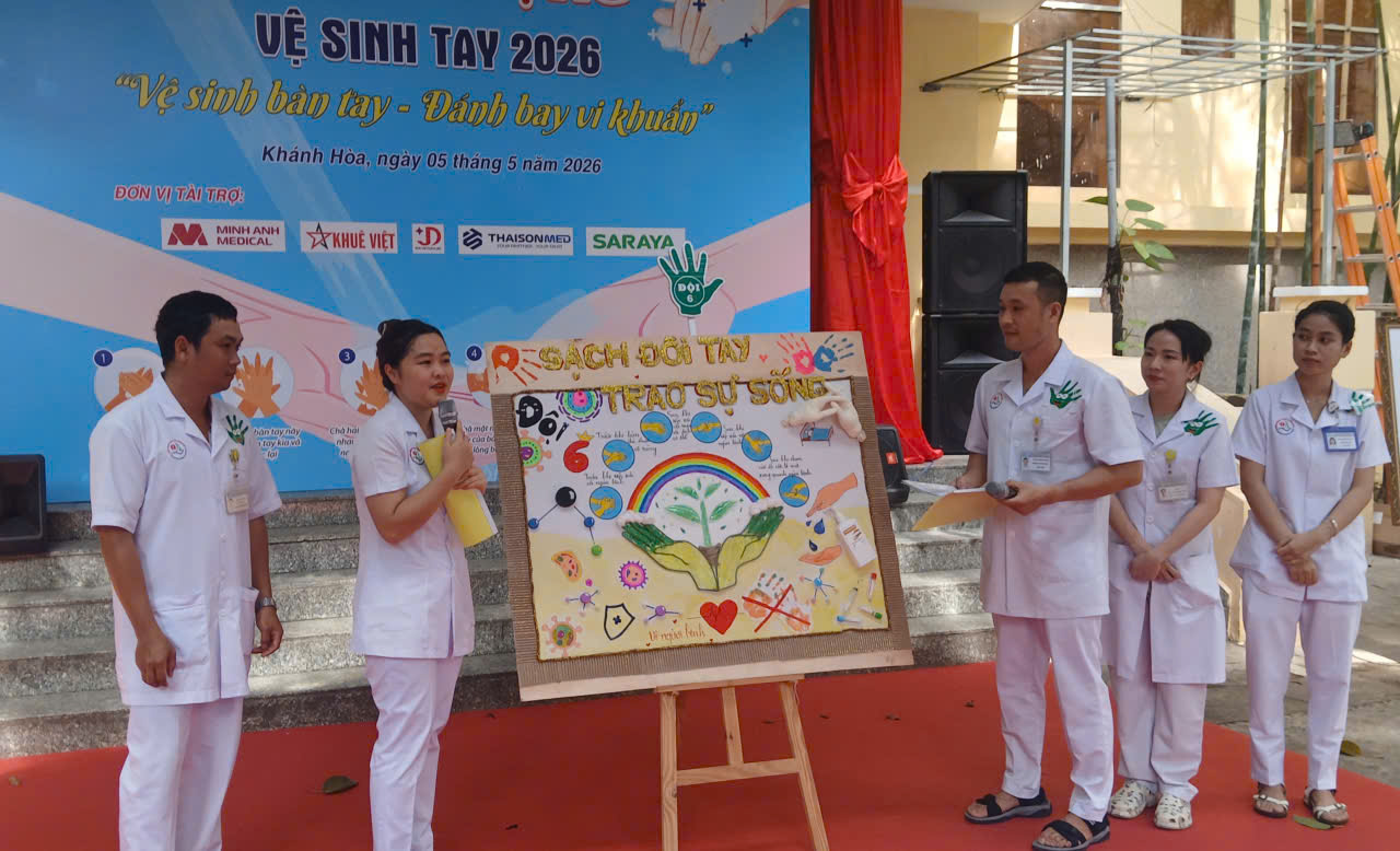 Nhân viên y tế sôi nổi trổ tài tại hội thi Vệ sinh tay ở Khánh Hòa- Ảnh 3.