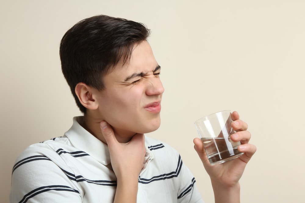 Hậu quả khi không chữa viêm họng đúng cách- Ảnh 1. Hậu quả khi không chữa viêm họng đúng cách- Ảnh 1.