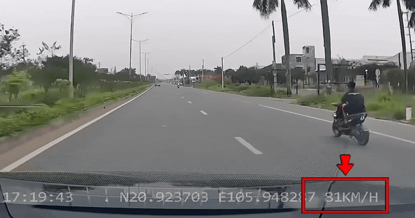 Nam sinh điều khiến xe máy điện ‘vượt mặt’ ô tô chạy hơn 80km/h