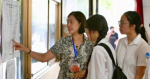 Sĩ tử dồn lực cho cuộc đua vào lớp 10 và chiến thuật từ chuyên gia