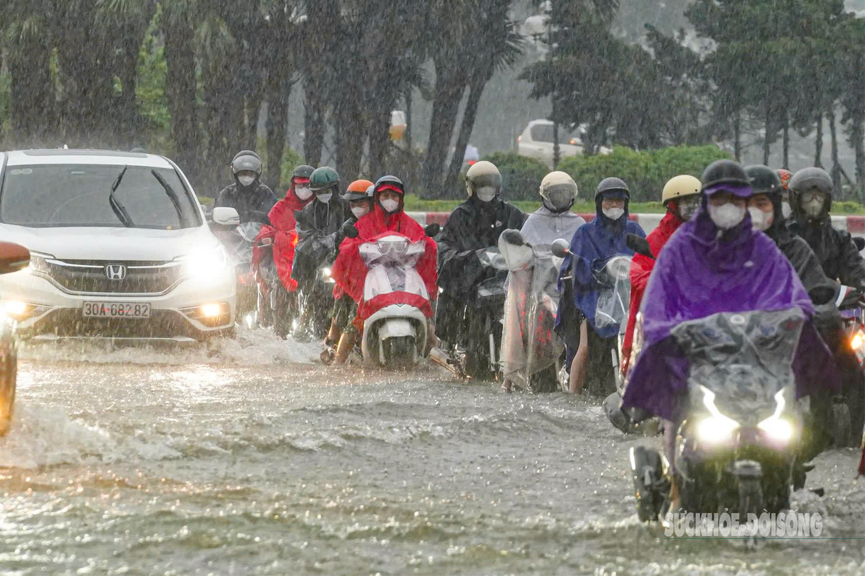 Miền Bắc lại sắp đón không khí lạnh sau nắng nóng thiêu đốt- Ảnh 1. Miền Bắc lại sắp đón không khí lạnh sau nắng nóng thiêu đốt- Ảnh 1.
