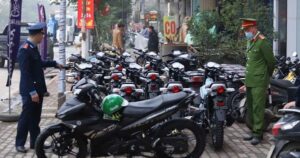 Hà Nội dự kiến tăng mạnh phí dùng vỉa hè để trông xe