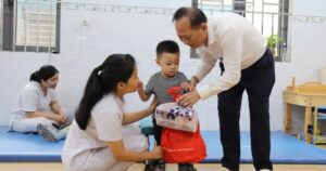 TPHCM: Nhiều đơn vị cam kết hỗ trợ thiết thực cho Trung tâm chăm sóc trẻ khuyết tật