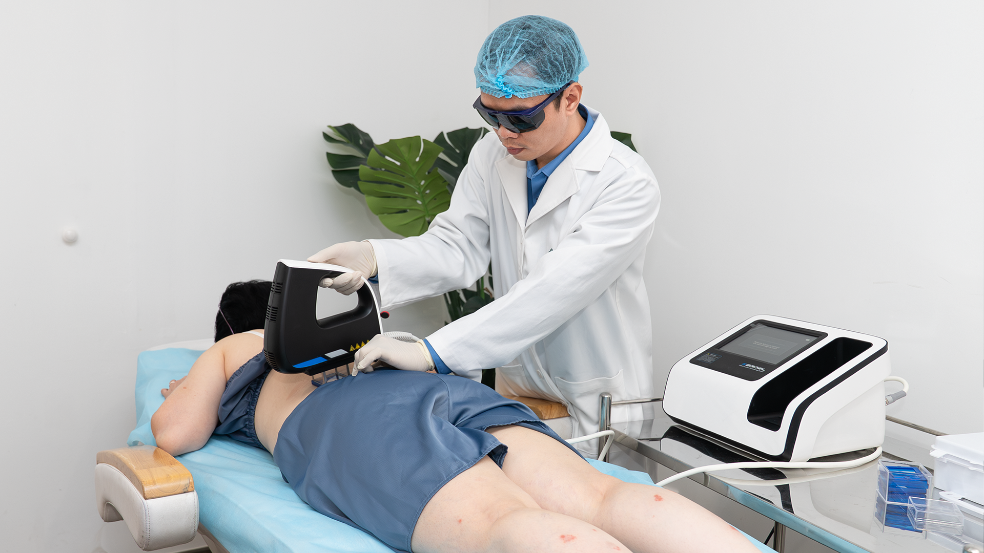 BSCKI Phan Minh Tuấn: Điều trị bệnh vẩy nến cần chiến lược theo dõi dài hạn- Ảnh 3. BSCKI Phan Minh Tuấn: Điều trị bệnh vẩy nến cần chiến lược theo dõi dài hạn- Ảnh 3.