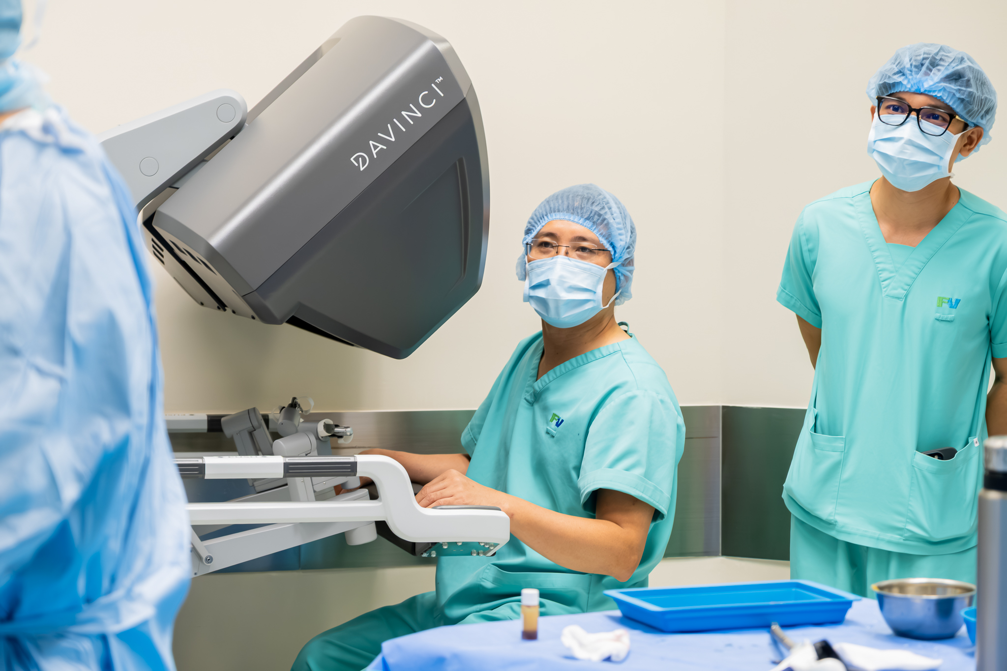 Robot da Vinci Xi tích hợp công nghệ ICG giúp bác sĩ FV cắt u phổi chính xác, bảo tồn tối đa mô lành- Ảnh 2.
