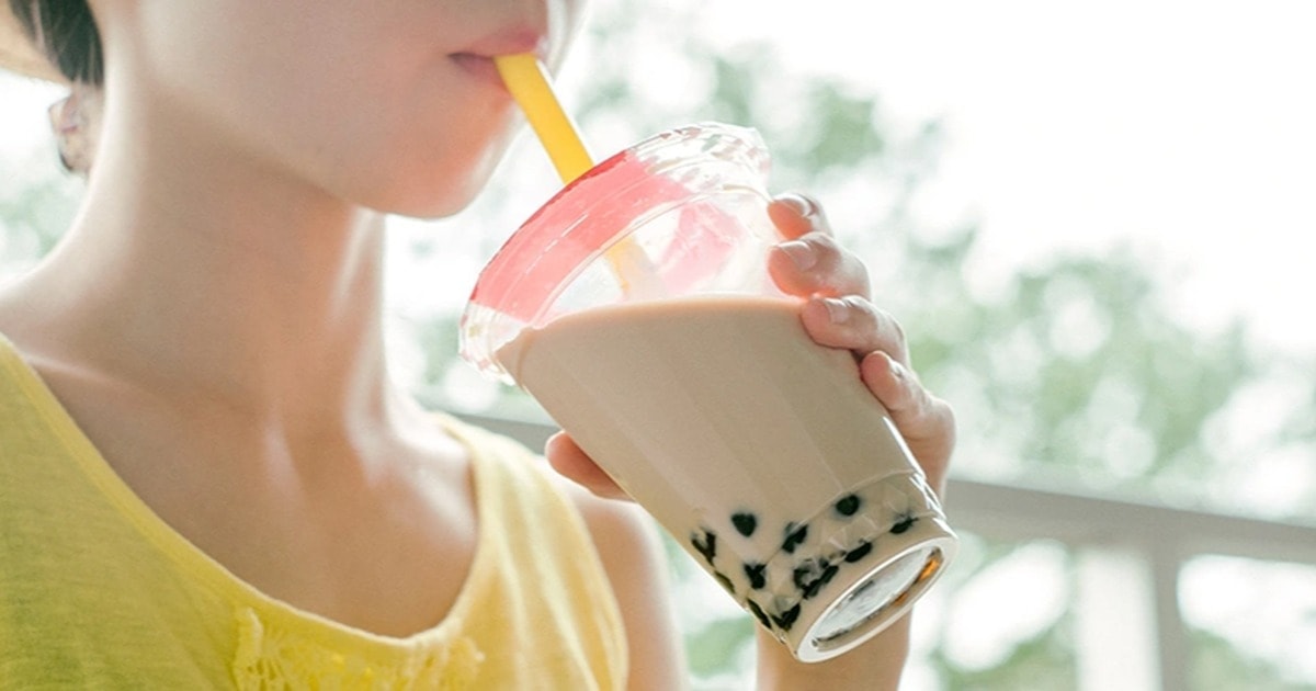 Tác hại của cốc trà sữa mát lạnh, ngọt lịm và full topping- Ảnh 1. Tác hại của cốc trà sữa mát lạnh, ngọt lịm và full topping- Ảnh 1.