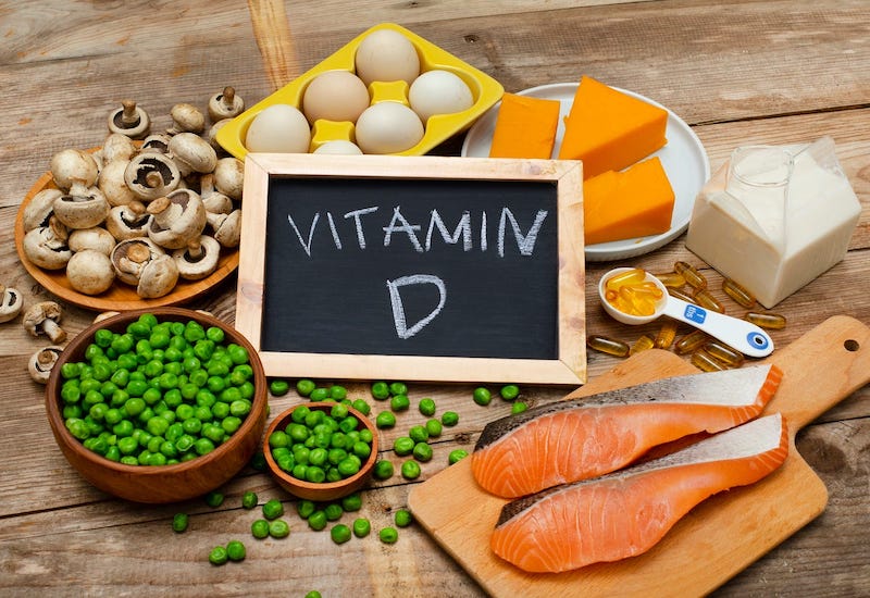 2 loại vitamin rất dễ bị thiếu ở người cao tuổi, cần chú ý bổ sung- Ảnh 1.
