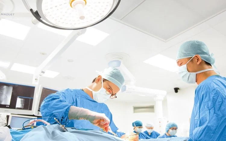 Xoắn tinh hoàn: Dấu hiệu nhận biết sớm và "thời gian vàng" cần cấp cứu