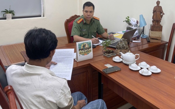 Công an làm việc với người đăng video "trước khi khởi động xe máy sử dụng xăng E10 phải lắc xe"