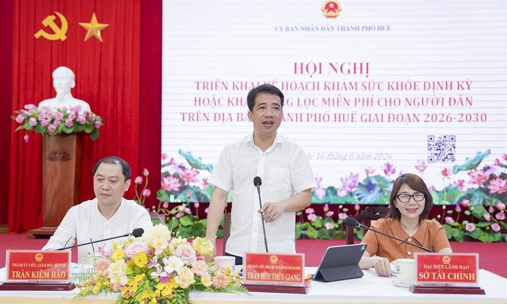 Huế triển khai khám sức khỏe định kỳ cho người dân, tích hợp kết quả vào Sổ sức khỏe điện tử- Ảnh 1.