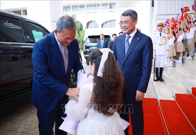 Thủ tướng Lê Minh Hưng chủ trì lễ đón chính thức Thủ tướng Campuchia- Ảnh 2.